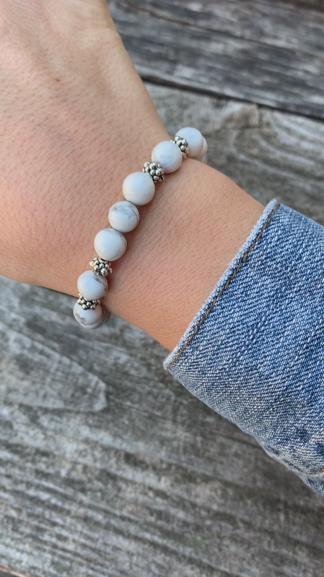 Howlite Bracelet